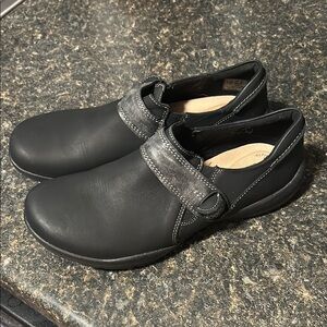 Brand New Women’s Black Leather Shoes